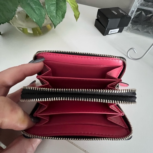 Coach wallet - Picture 2 of 2